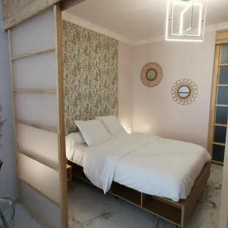 Apartment Proche Mer, Vieille Ville. Luxueux *